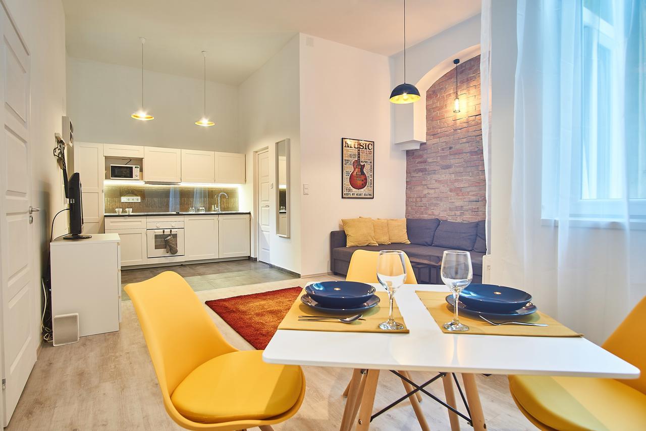 Design Apartment In The City Center With Ac Budapeste Exterior foto