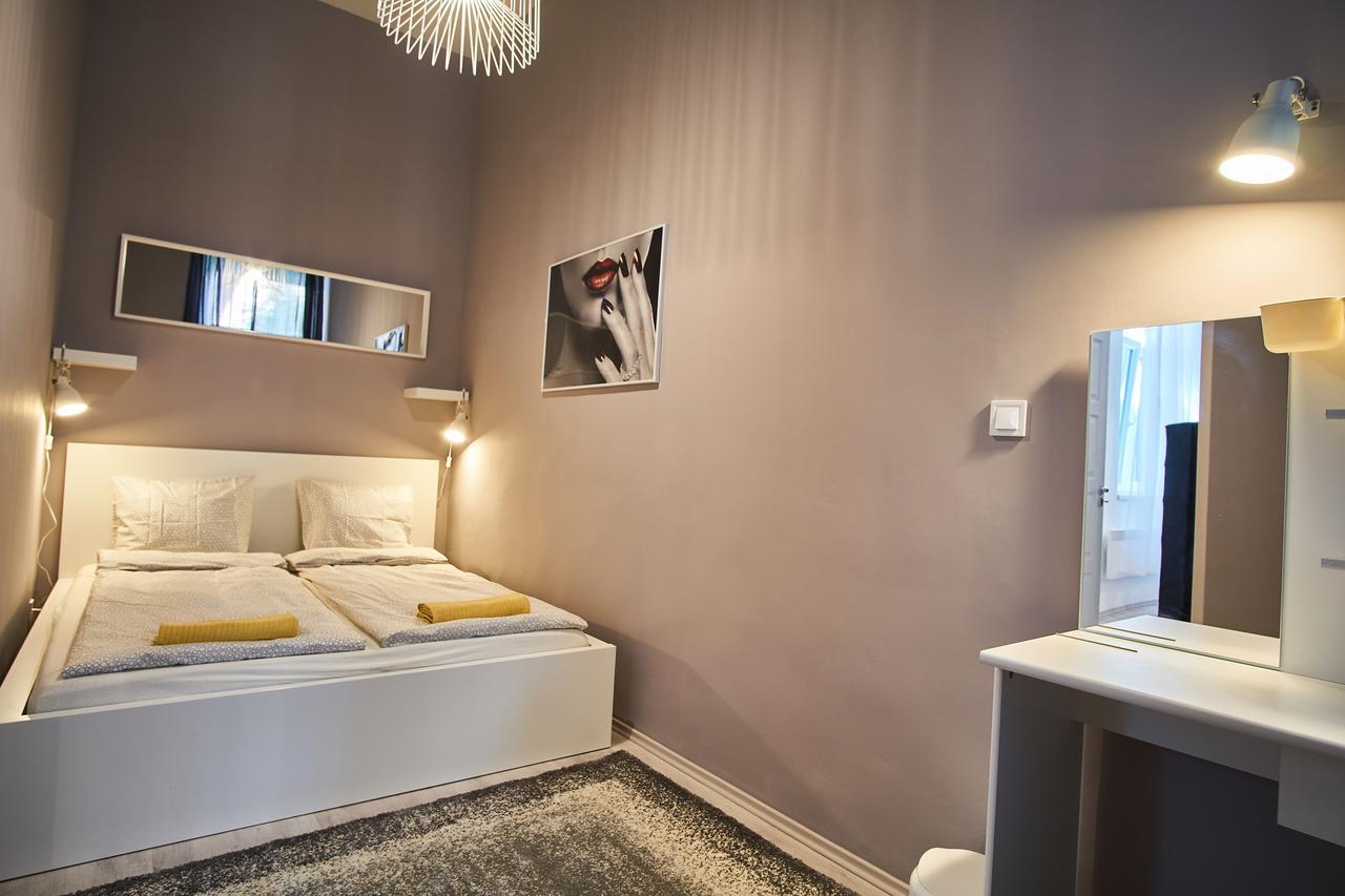 Design Apartment In The City Center With Ac Budapeste Exterior foto